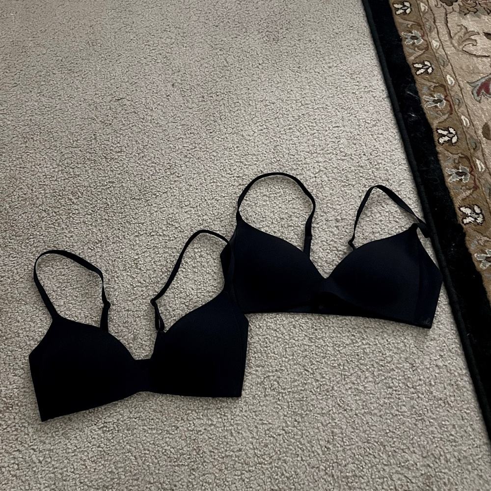 Lululemon bras